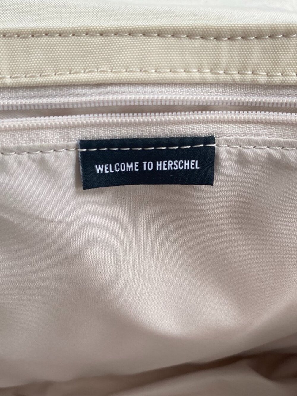Herschel Orion Retreat Moonbeam Crossbody Bag - Picture 8 of 16